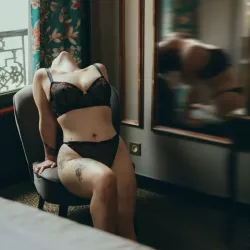 Lisebitch nude — photo porn leak MYM