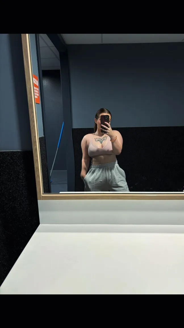 Littlebrunette18 nude leak — photo porn MYM de Littlebrunette18 nue