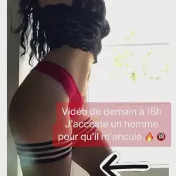 Littleclochette nude — vidéo porn leak MYM