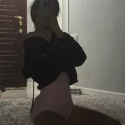 Littlepetitecla nude — photo porn leak MYM