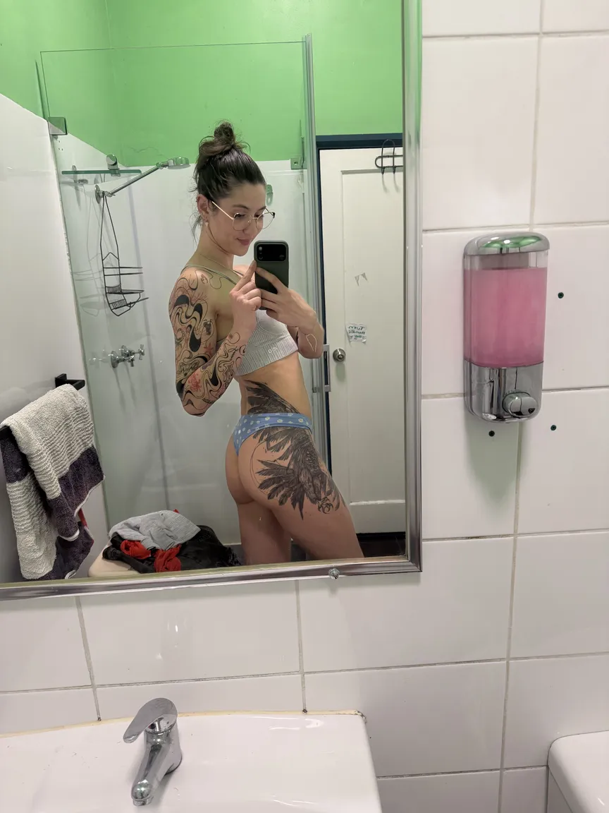 Lizz_rmo nude leak — photo porn MYM de Lizz_rmo nue