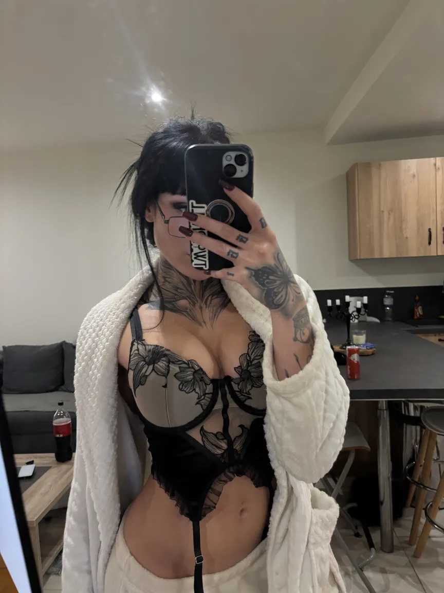 Lolabellucci_ nude leak — photo porn MYM de Lolabellucci_ nue