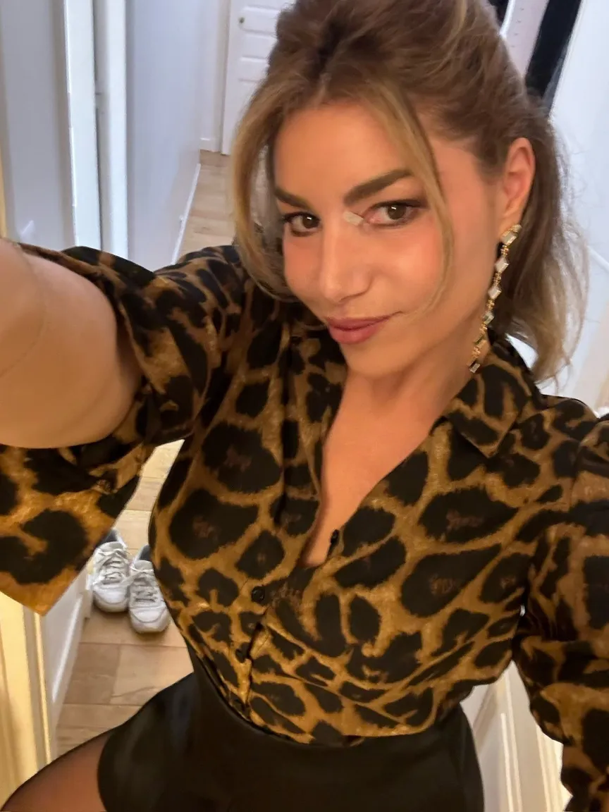 Lolamarois75 nude leak — photo porn MYM de Lolamarois75 nue