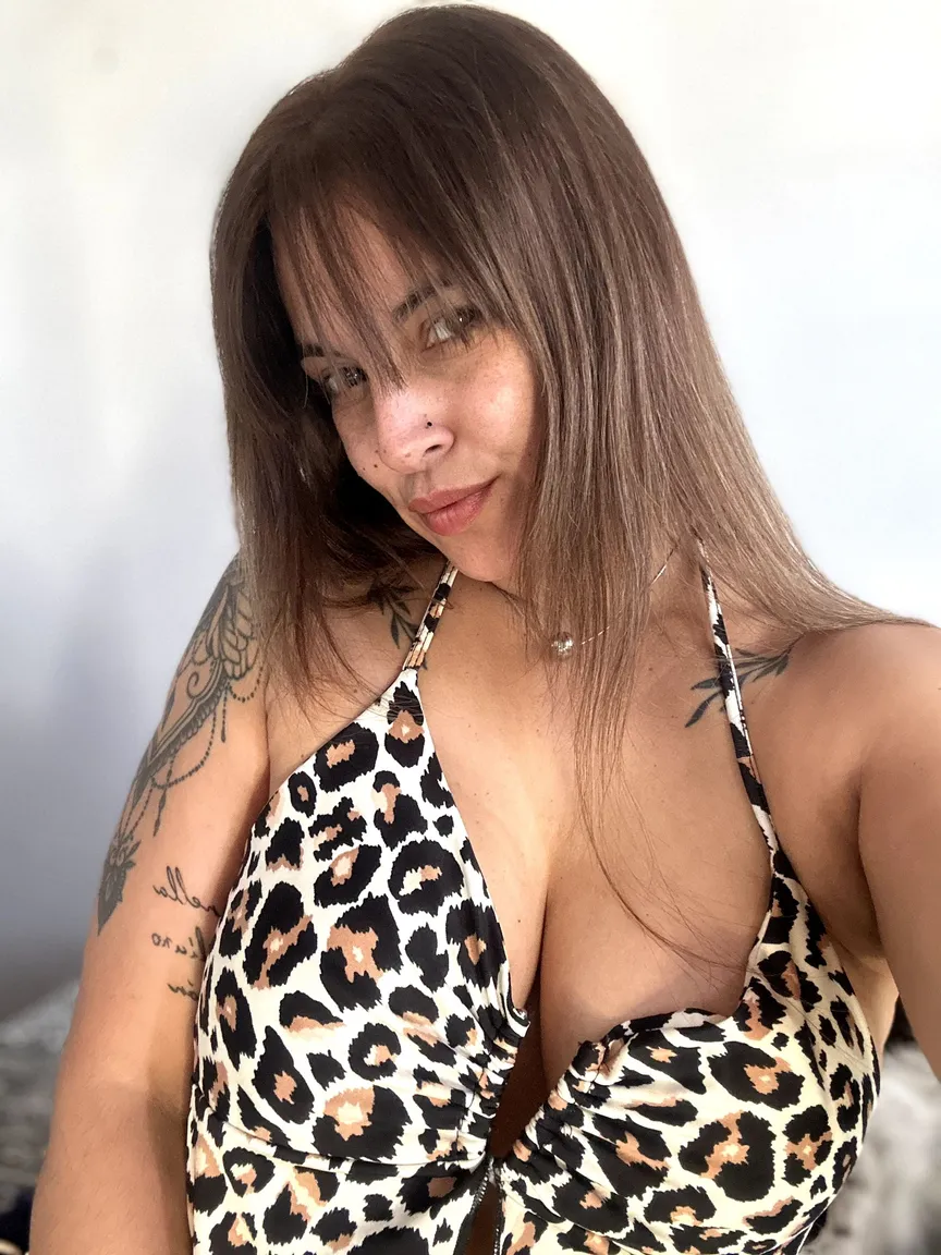 Louisegestin nude leak — photo porn MYM de Louisegestin nue