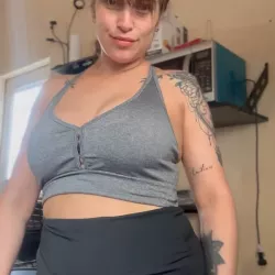 Louisegestin nude — vidéo porn leak MYM