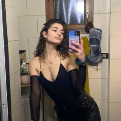 Louroses nude — photo porn leak MYM