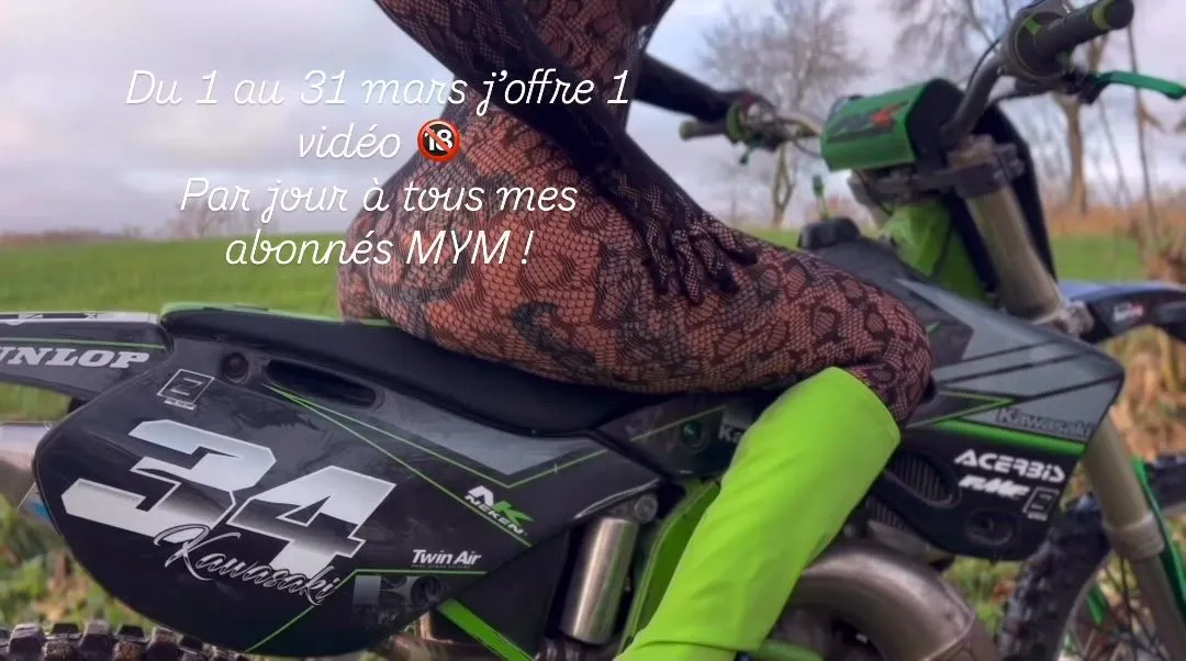 Photo de Loveboobs - MYM