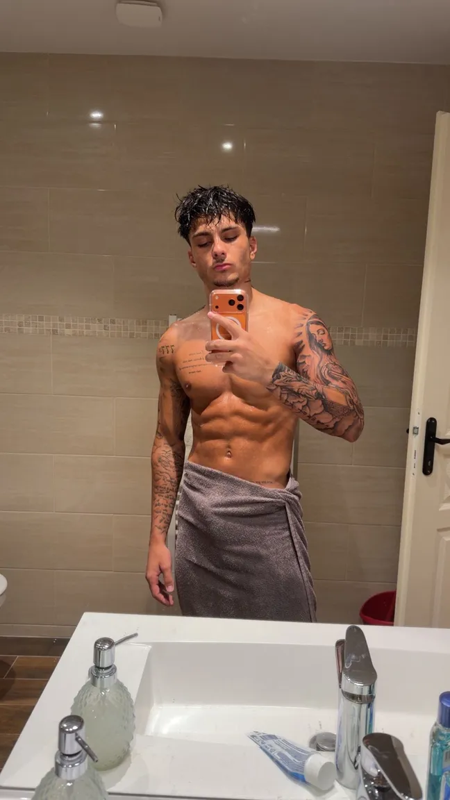 Lucasblgn nude leak — photo porn MYM de Lucasblgn nue