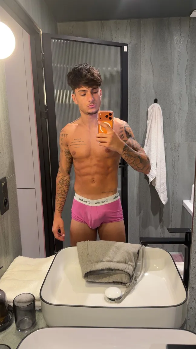 Lucasblgn nude leak — photo porn MYM de Lucasblgn nue