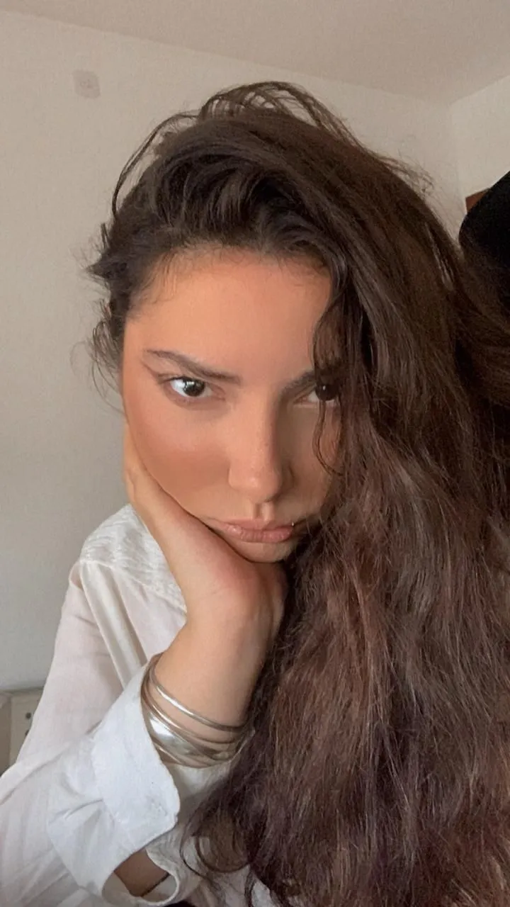 Lucie_en_voyage nude leak — photo porn MYM de Lucie_en_voyage nue