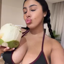 Luxy_capi nude — photo porn leak MYM
