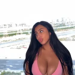 Luxy_capi nude — photo porn leak MYM