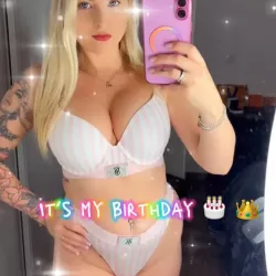 Melinaa-off nude — vidéo porn leak MYM