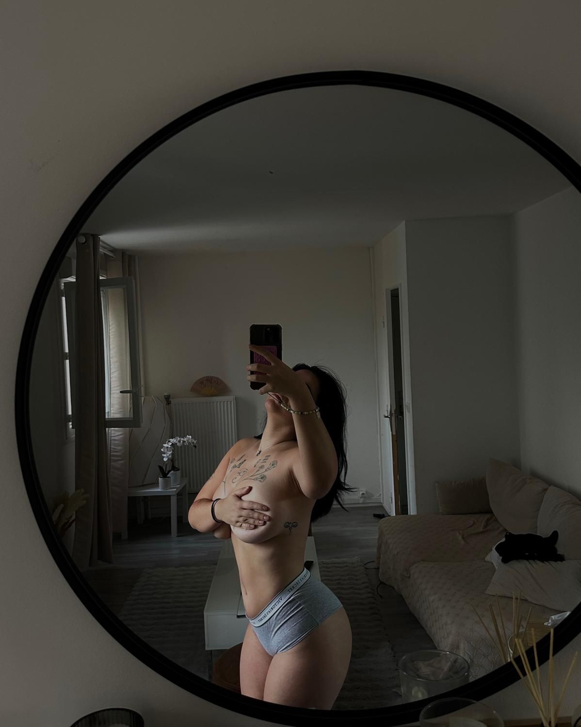 Photo de Navybadg - MYM