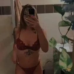 Nolweenstar_x nude — vidéo porn leak MYM