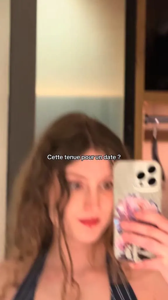 North_ nude leak — vidéo porn MYM de North_ nue
