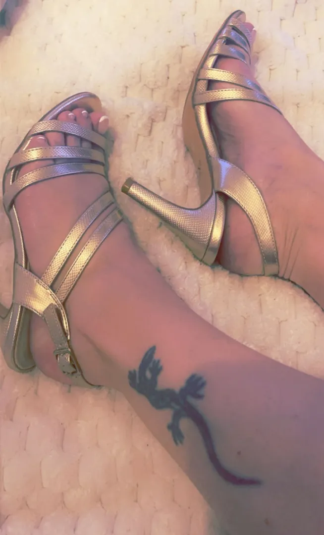 Photo de Piedsjoliefemme - MYM