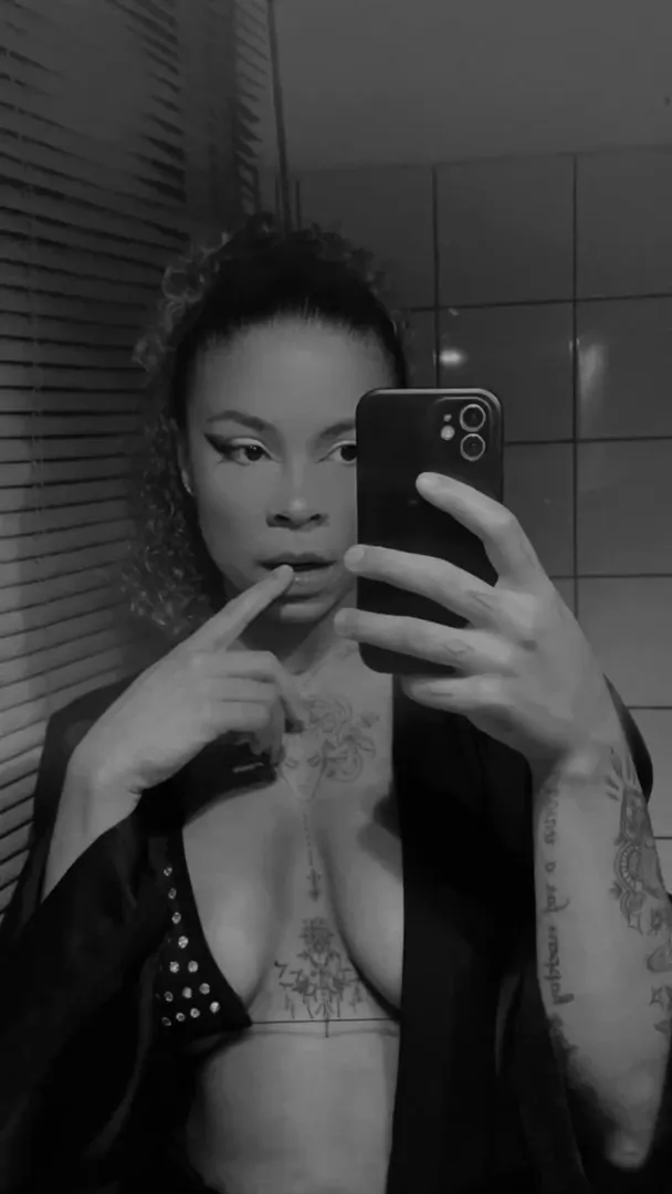 Pika nude leak — photo porn MYM de Pika nue