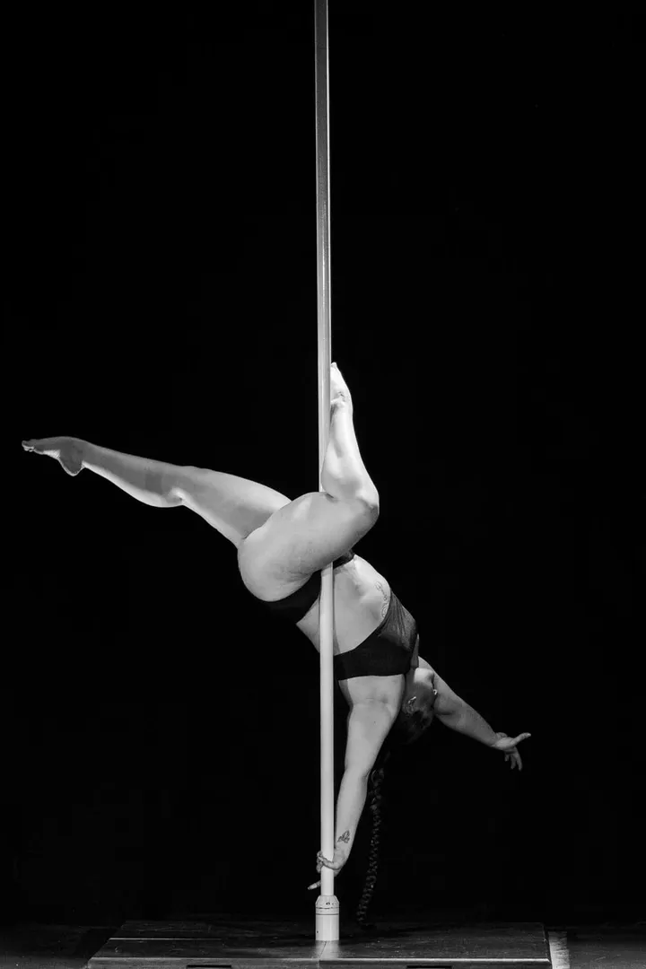Photo de Poledance - MYM