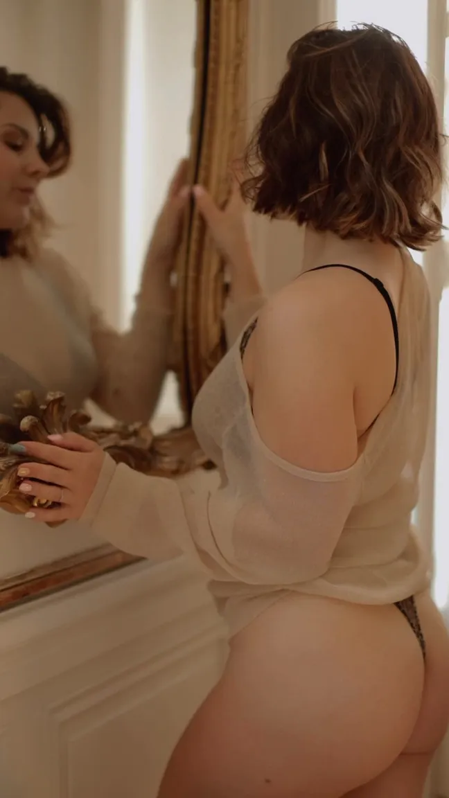 Pollyimpolie nude leak — vidéo porn MYM de Pollyimpolie nue