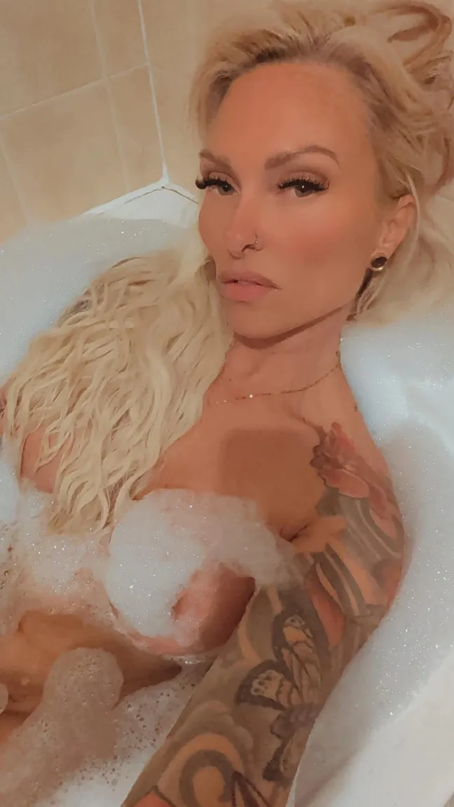 Prissou44 nude leak — photo porn MYM de Prissou44 nue