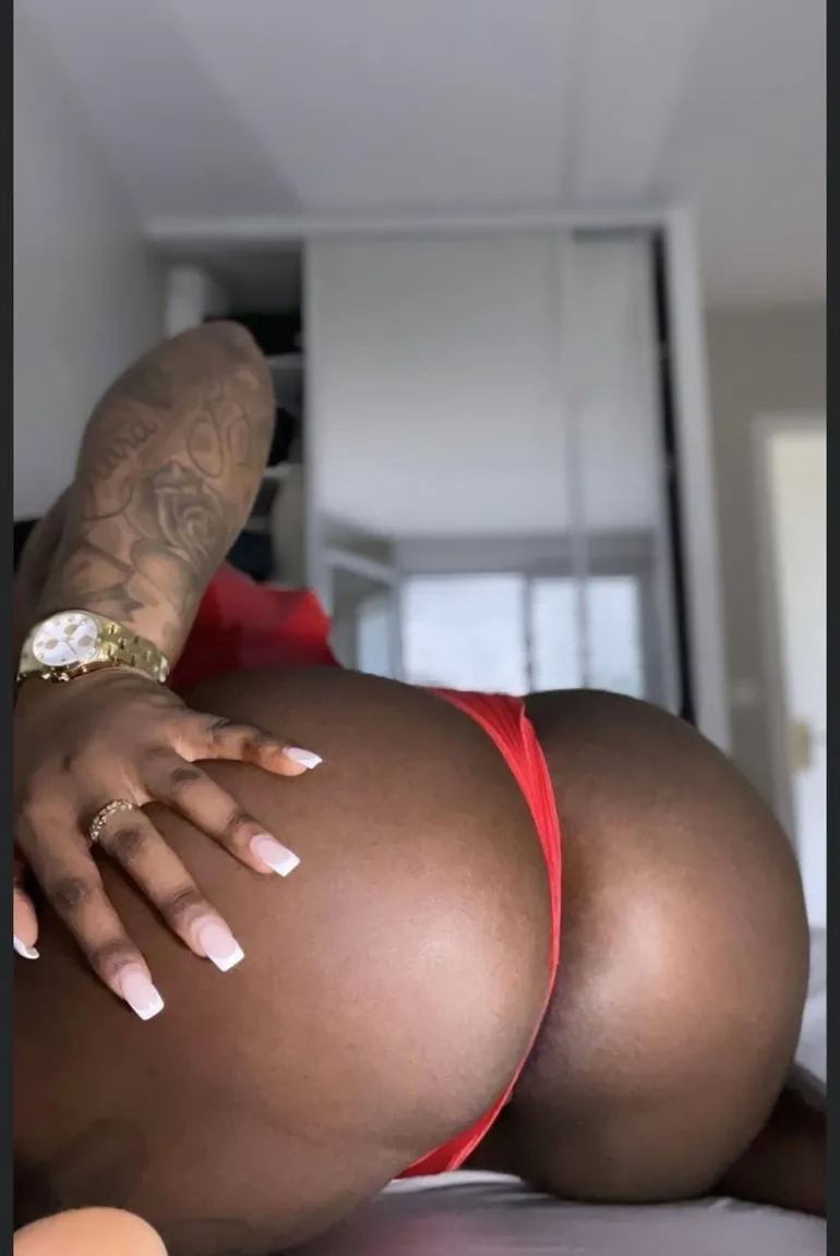 Quinn1 nude leak — photo porn MYM de Quinn1 nue