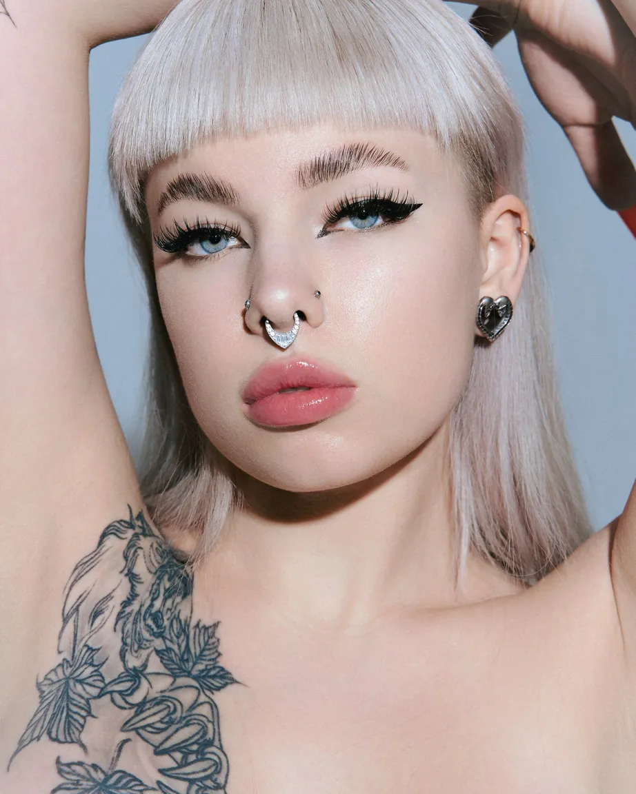 Ritawarner nude leak — photo porn MYM de Ritawarner nue