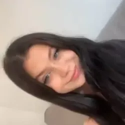 Sapine nude — vidéo porn leak MYM