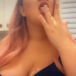 Vidéo similaire de Sydneycourt