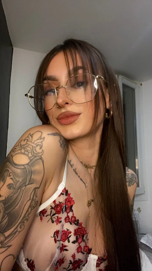 Taliaaschz nude leak — photo porn MYM de Taliaaschz nue
