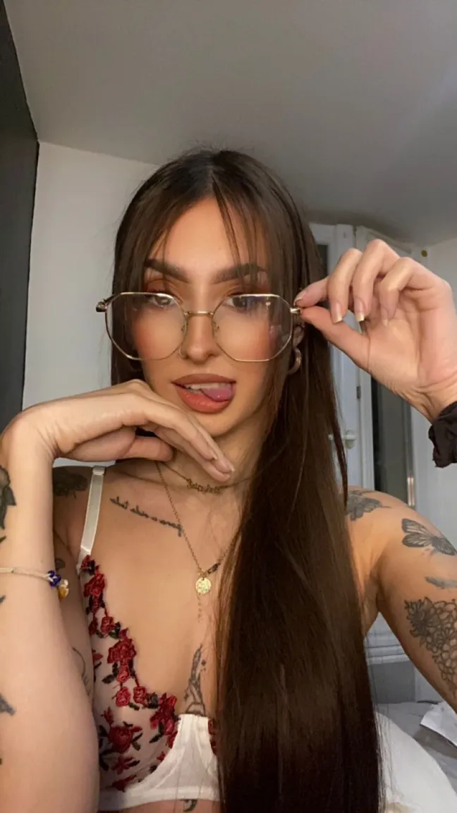 Taliaaschz nude leak — photo porn MYM de Taliaaschz nue