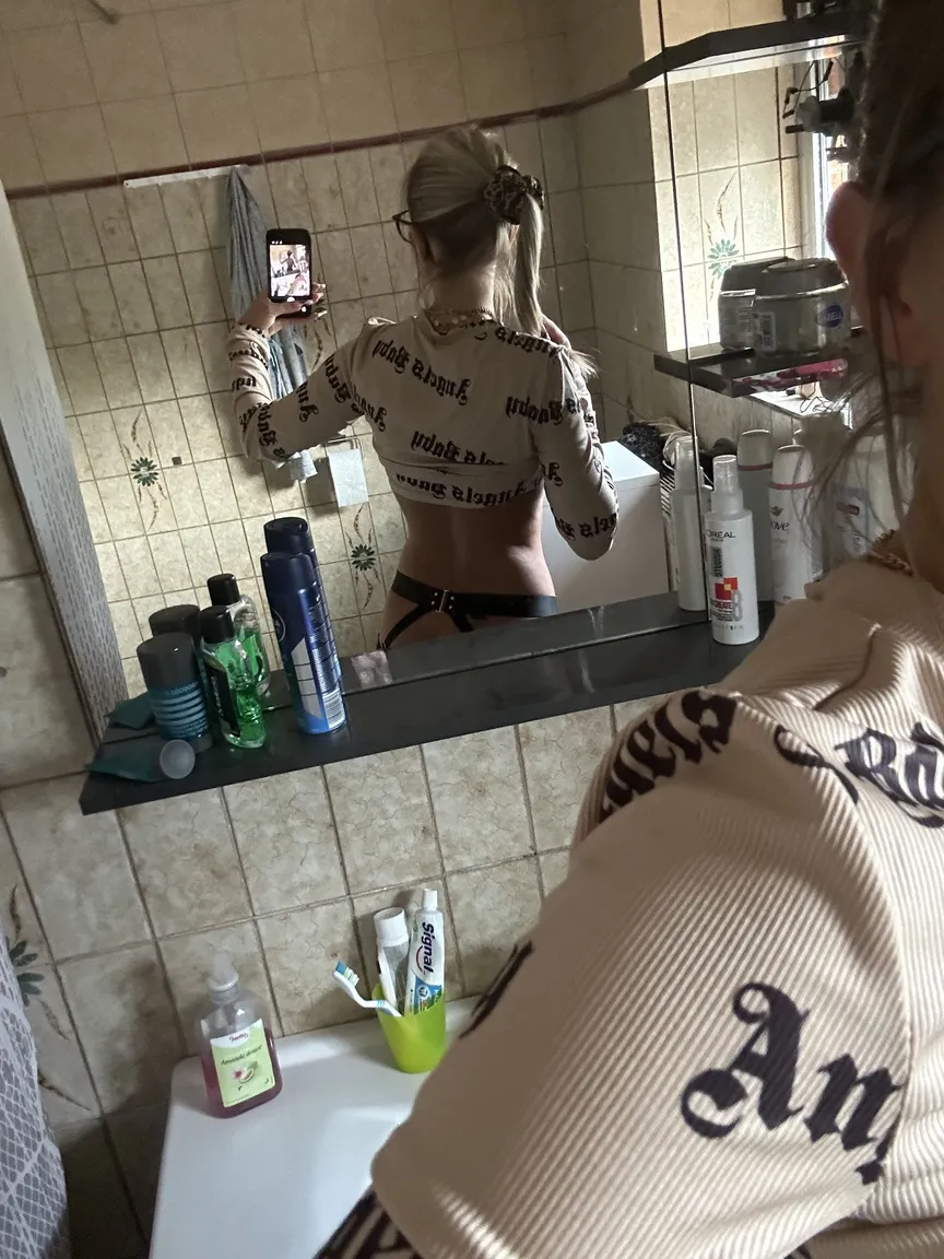 Valoucamx nude leak — photo porn MYM de Valoucamx nue