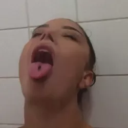 Waazabi nude — vidéo porn leak MYM