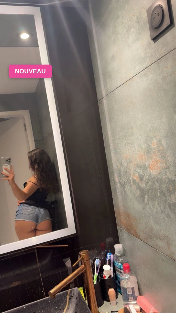 Yaminaxm nude leak — photo porn MYM de Yaminaxm nue