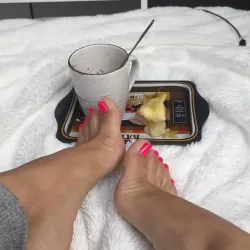 Photo de Yourlilownerari